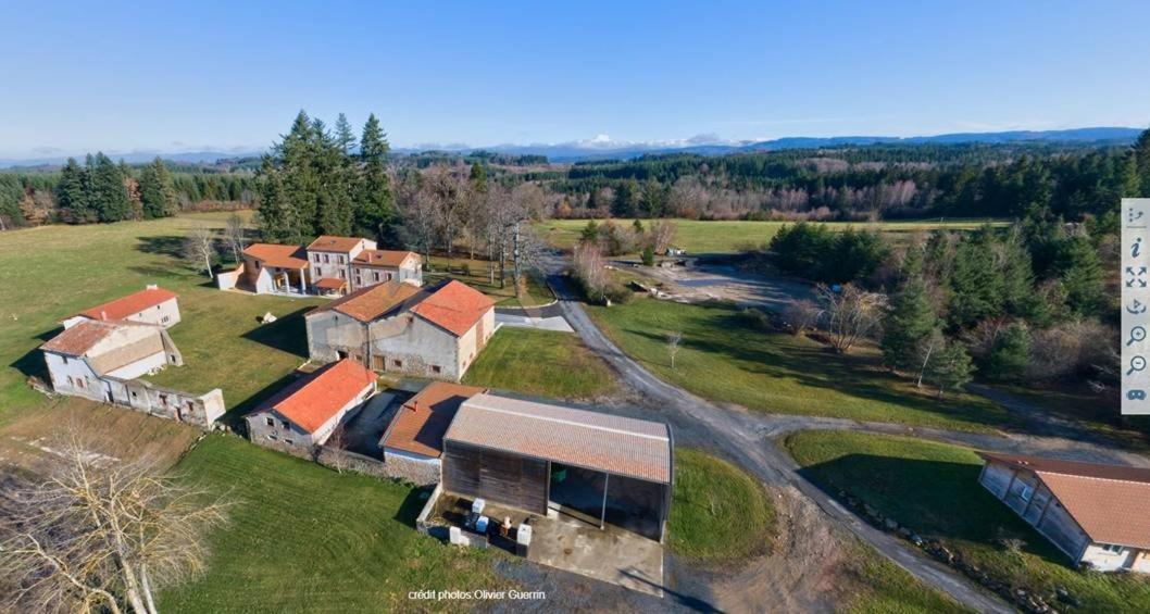 Les Chambres D'Hotes De La Frissonnette Auzelles Exterior foto